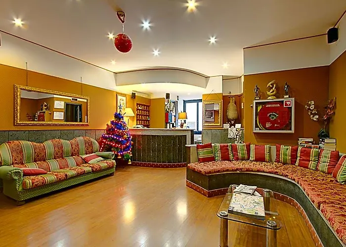 Aquarium Hotel 2*