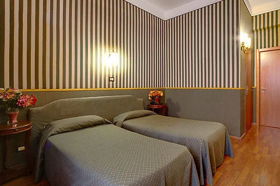 Aquarium Hotel 2*